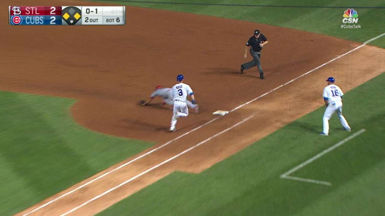 Ross' go-ahead bunt single