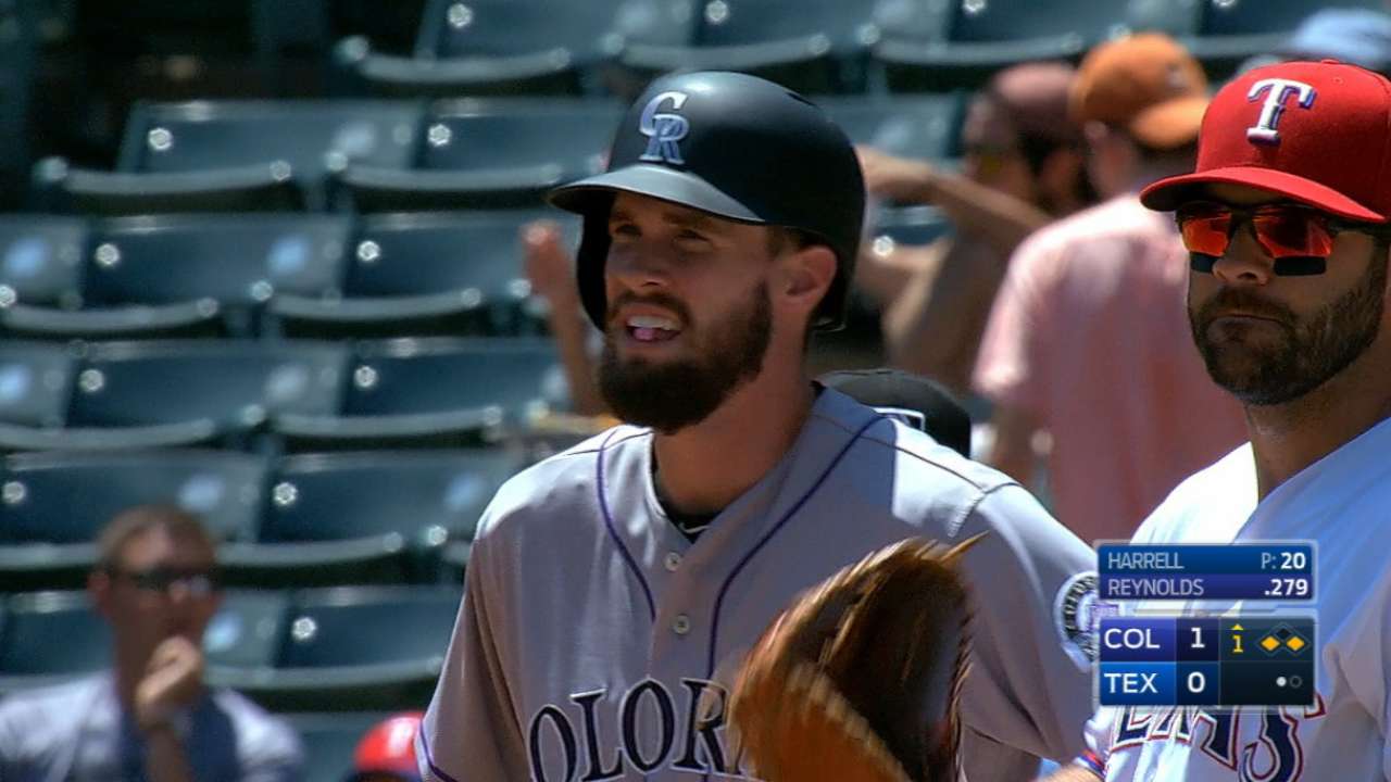 Dahl's hit streak in 17 seconds
