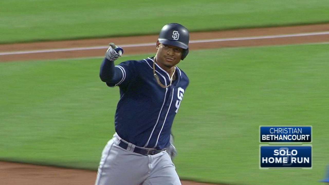 Bethancourt's solo homer