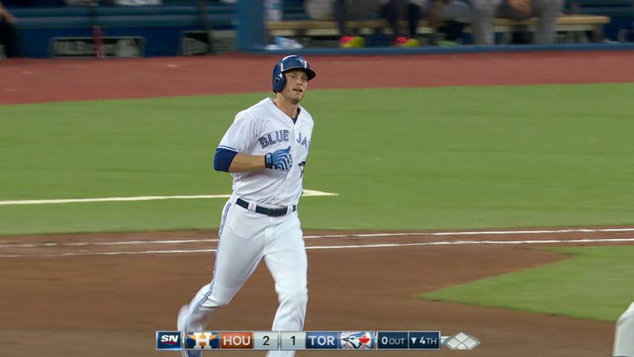 Saunders belts his 20th homer