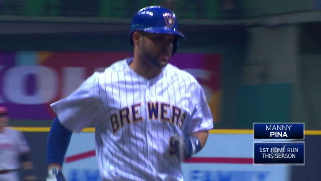 Pina's first MLB home run