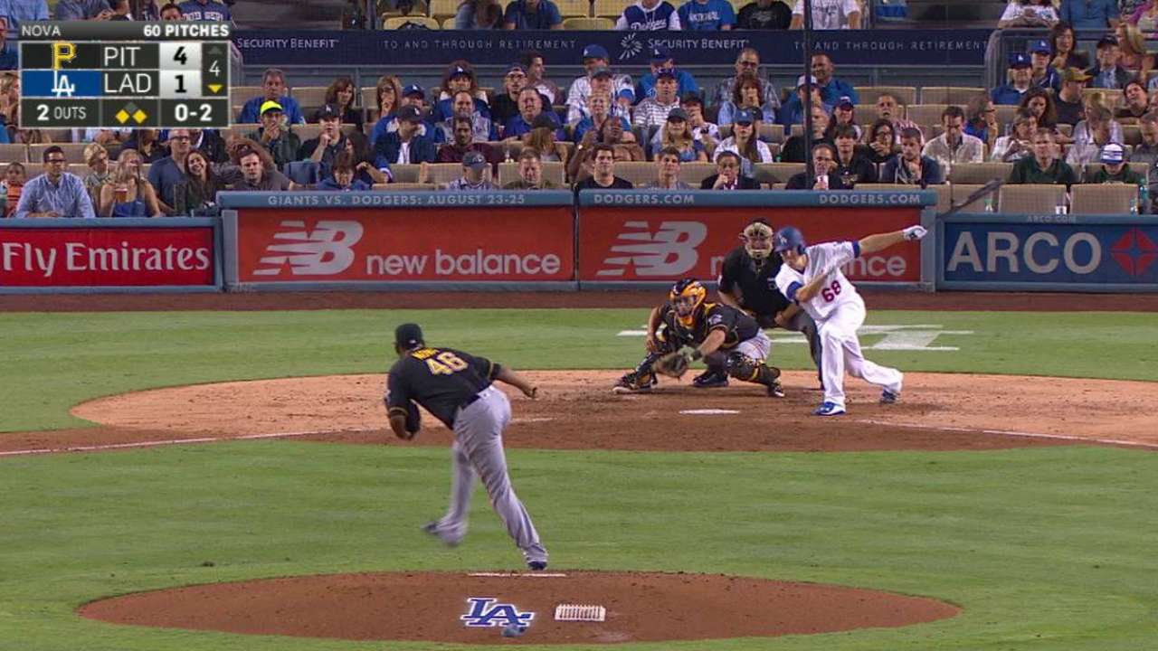 Nova fans Stripling, escapes jam