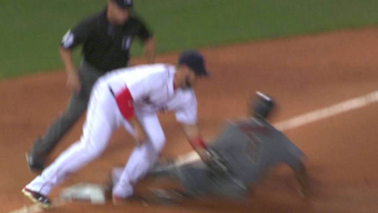 D-backs' double steal