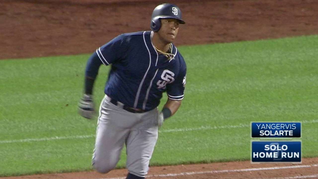 Solarte's solo big fly