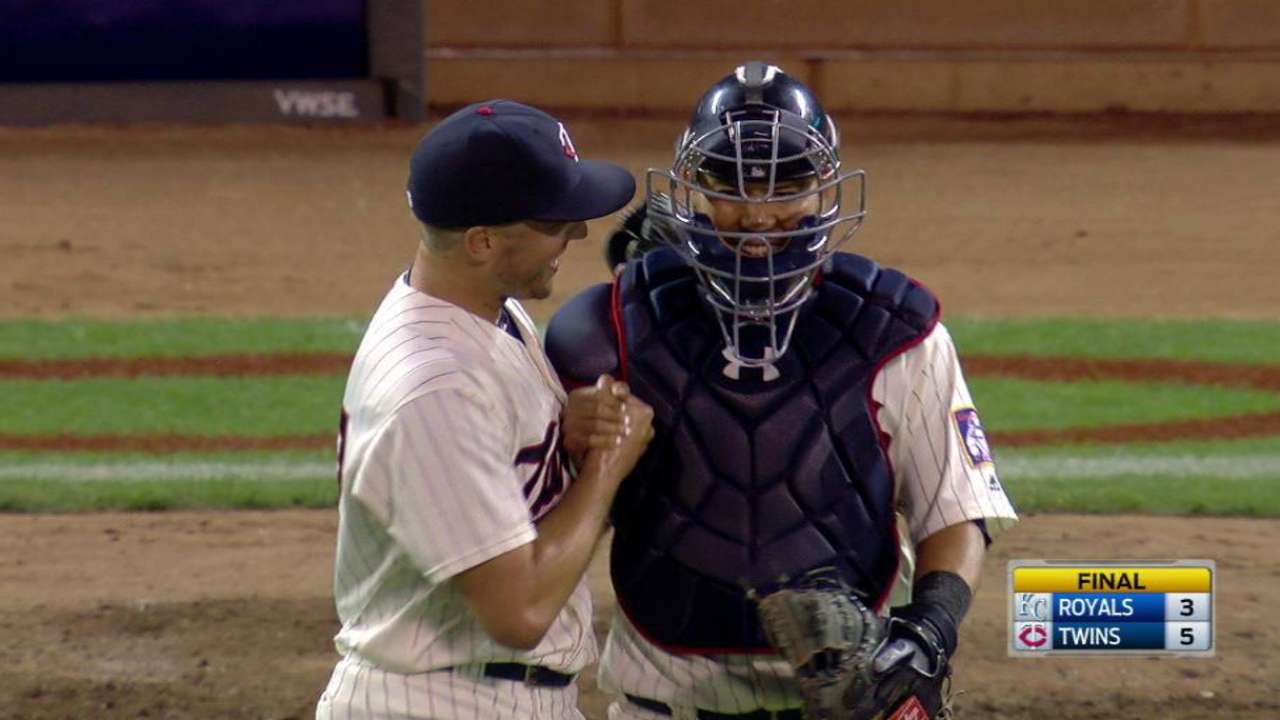 Kintzler locks down 11th save