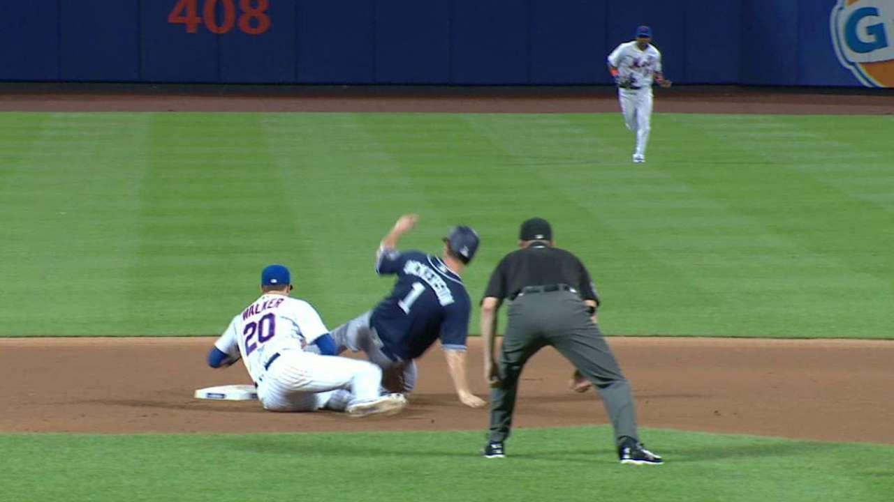 Inbox: Could Mets replace d'Arnaud with free agent?