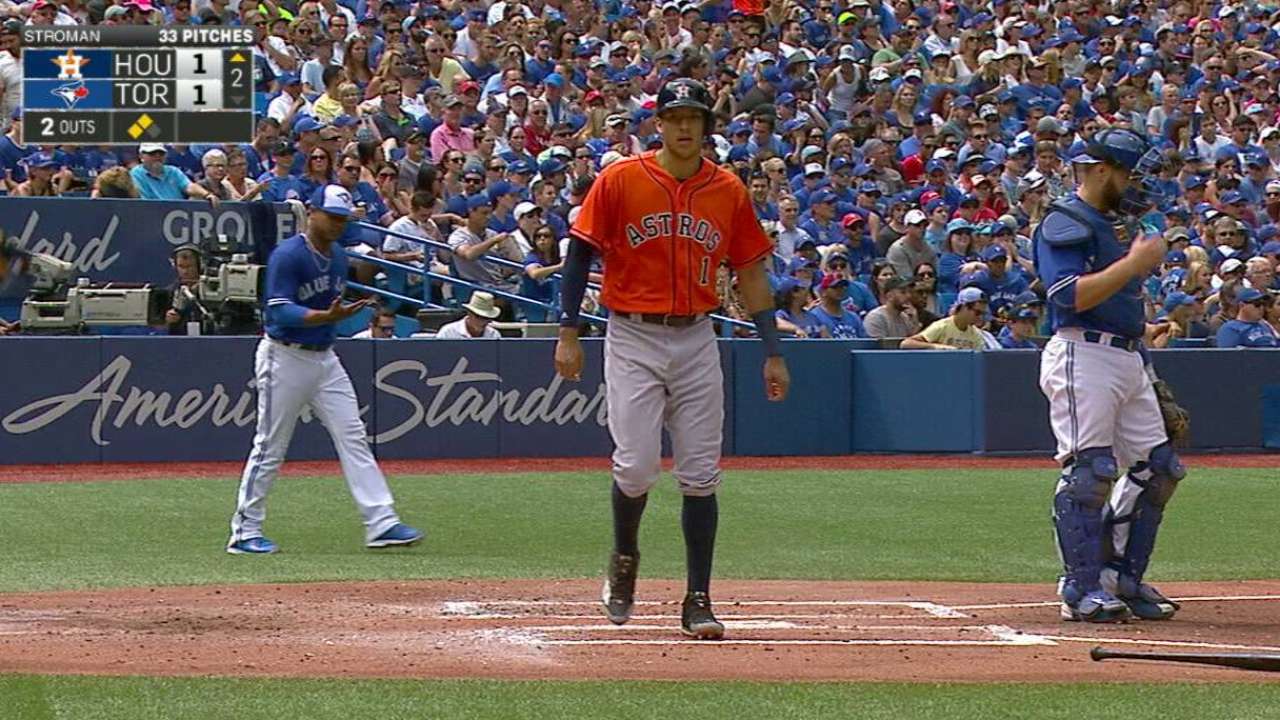 Correa scores on throwing error