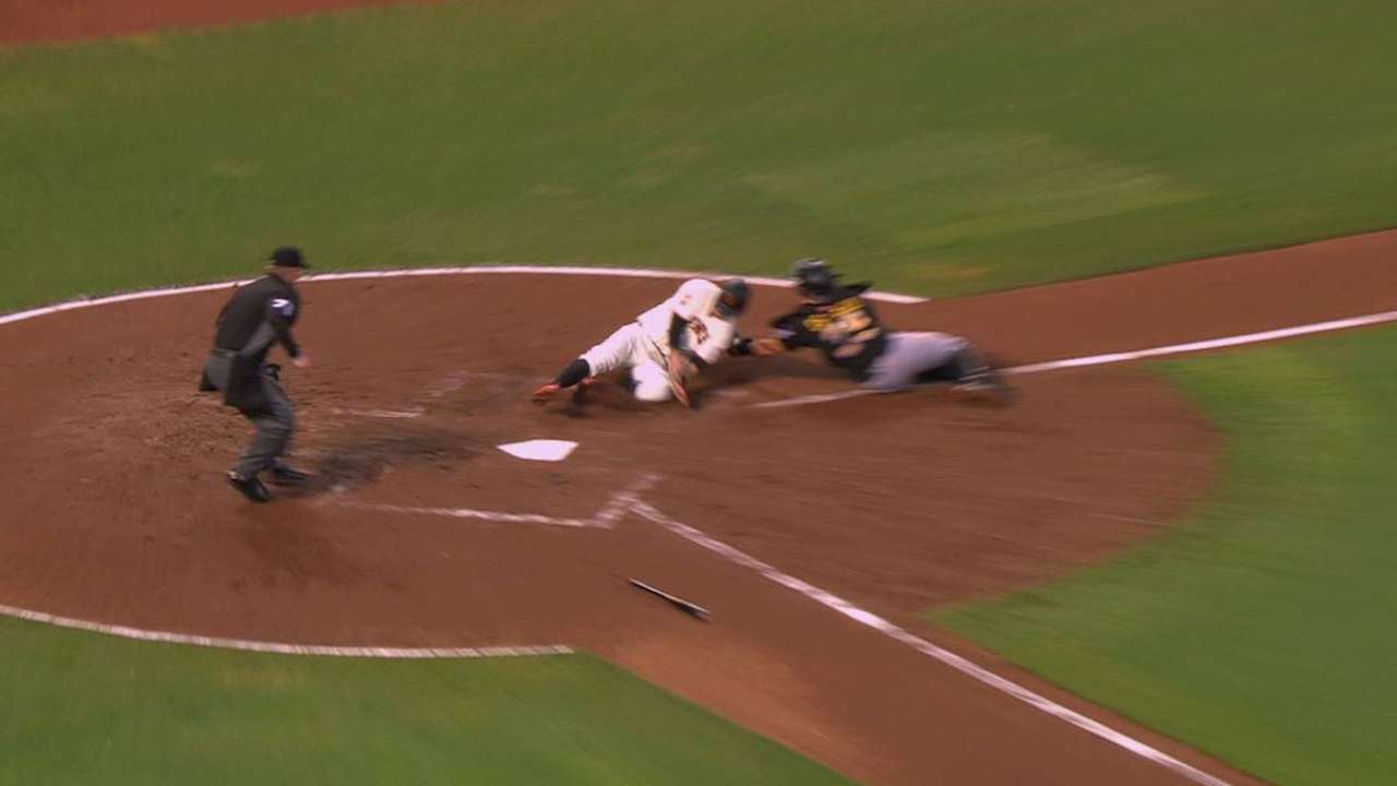 Francisco Cervelli, bate oportuno y general detrás del plato