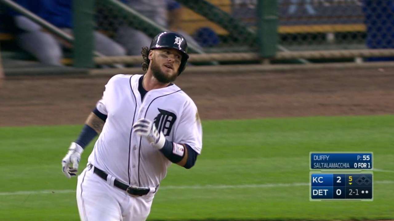 Saltalamacchia's solo home run
