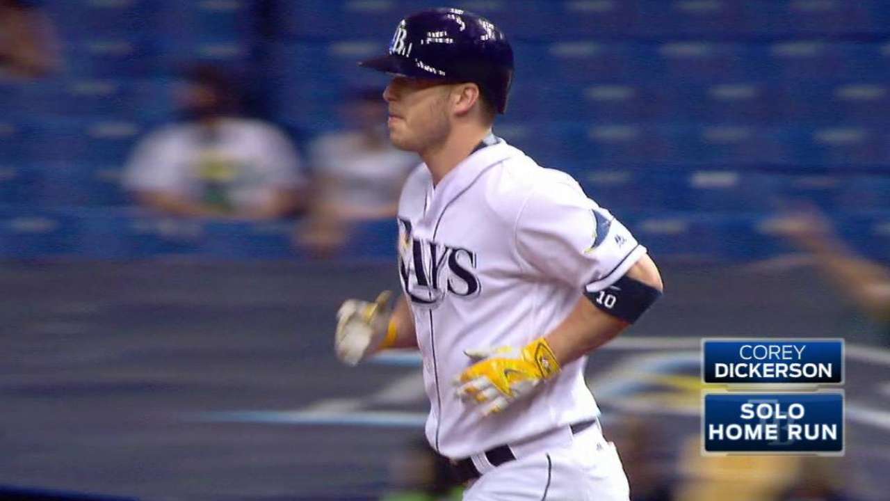 Dickerson's homer to right