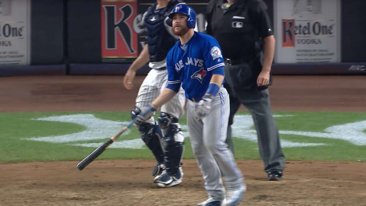Blue Jays storm back to stun Yankees