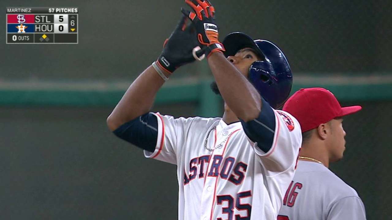 Hernandez breaks up the no-no