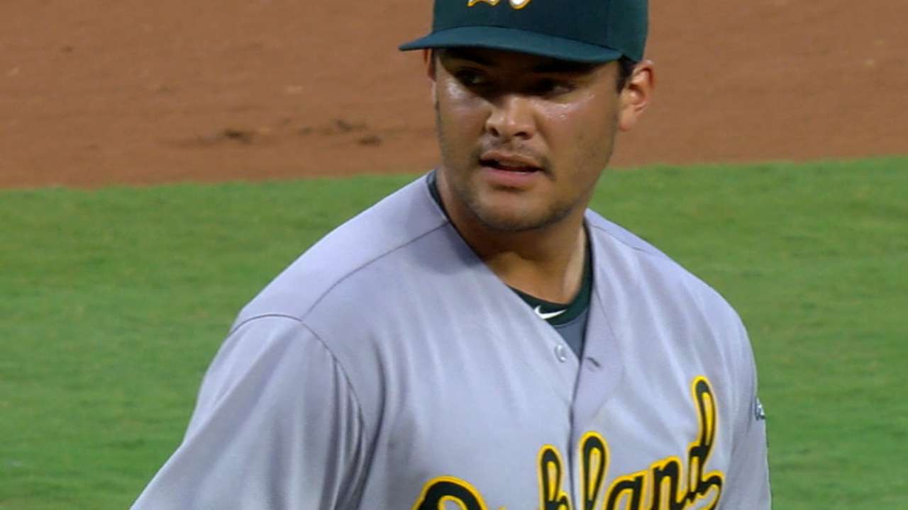 Manaea pitches into the 7th