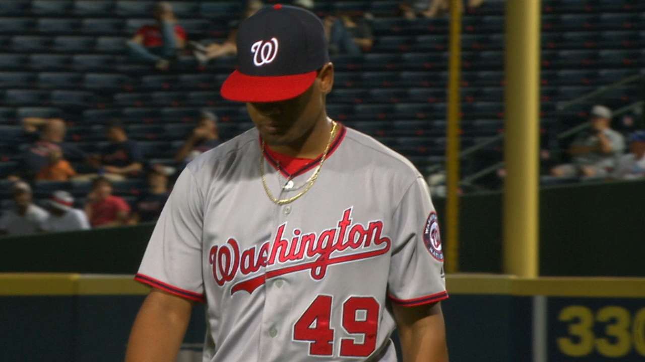 Lopez fans 11 over seven innings