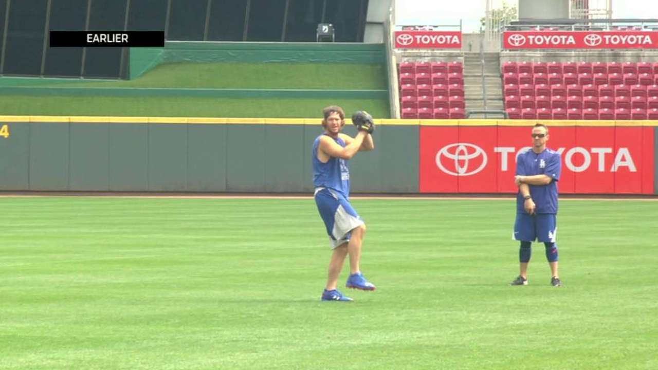 Dodgers opt for 'conservative approach' with Kershaw