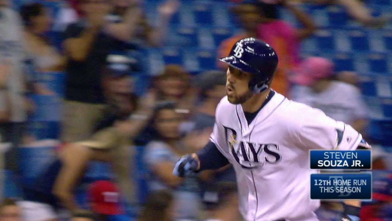 Souza Jr.'s solo home run