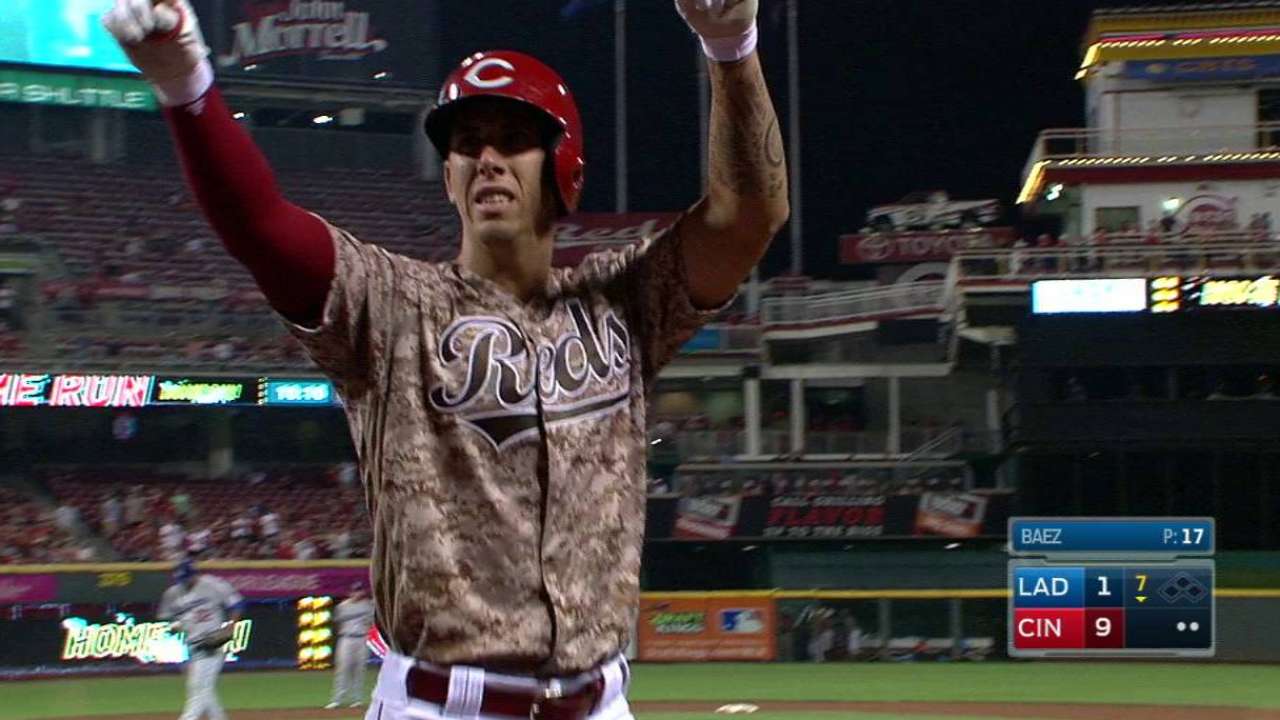 Lorenzen's three-run smash