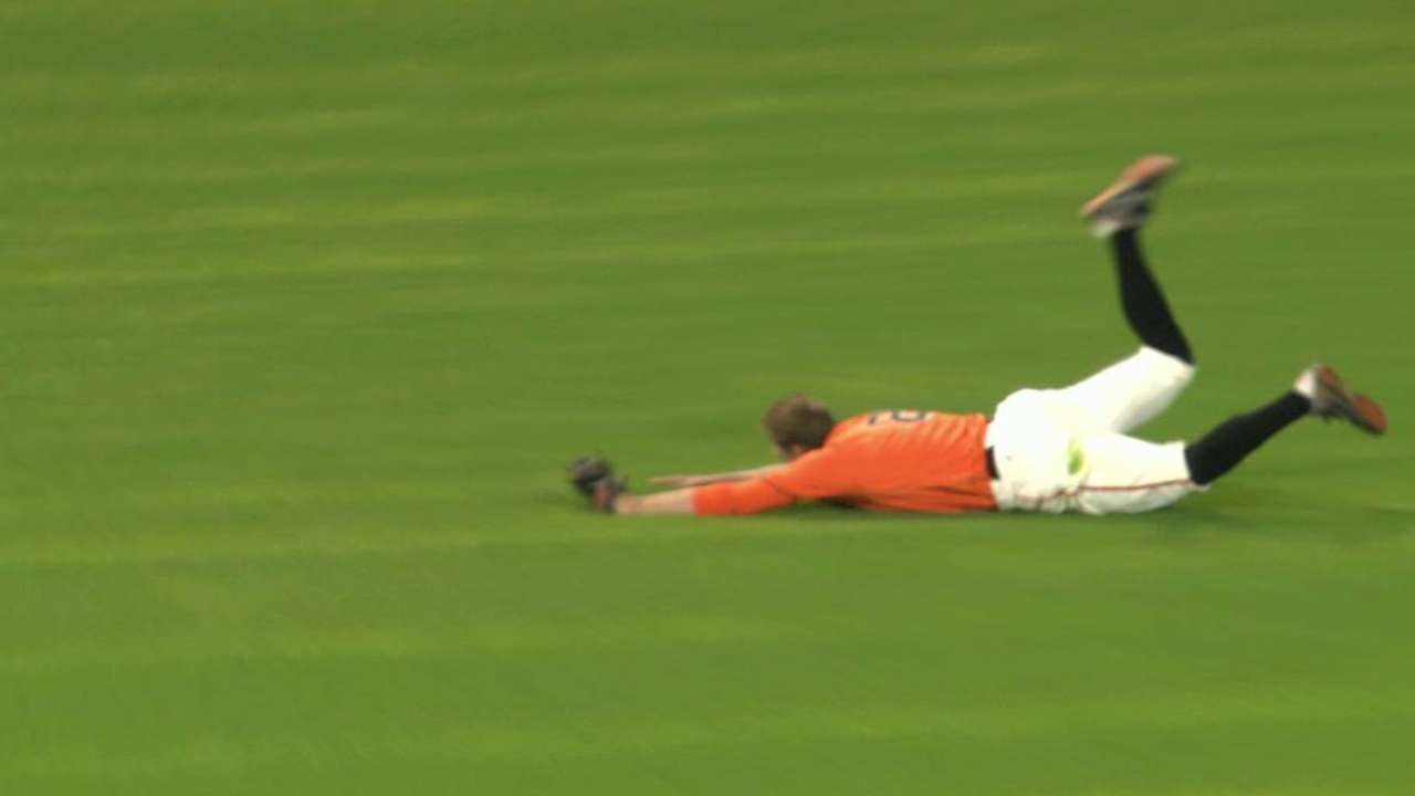 Pence's fantastic diving catch