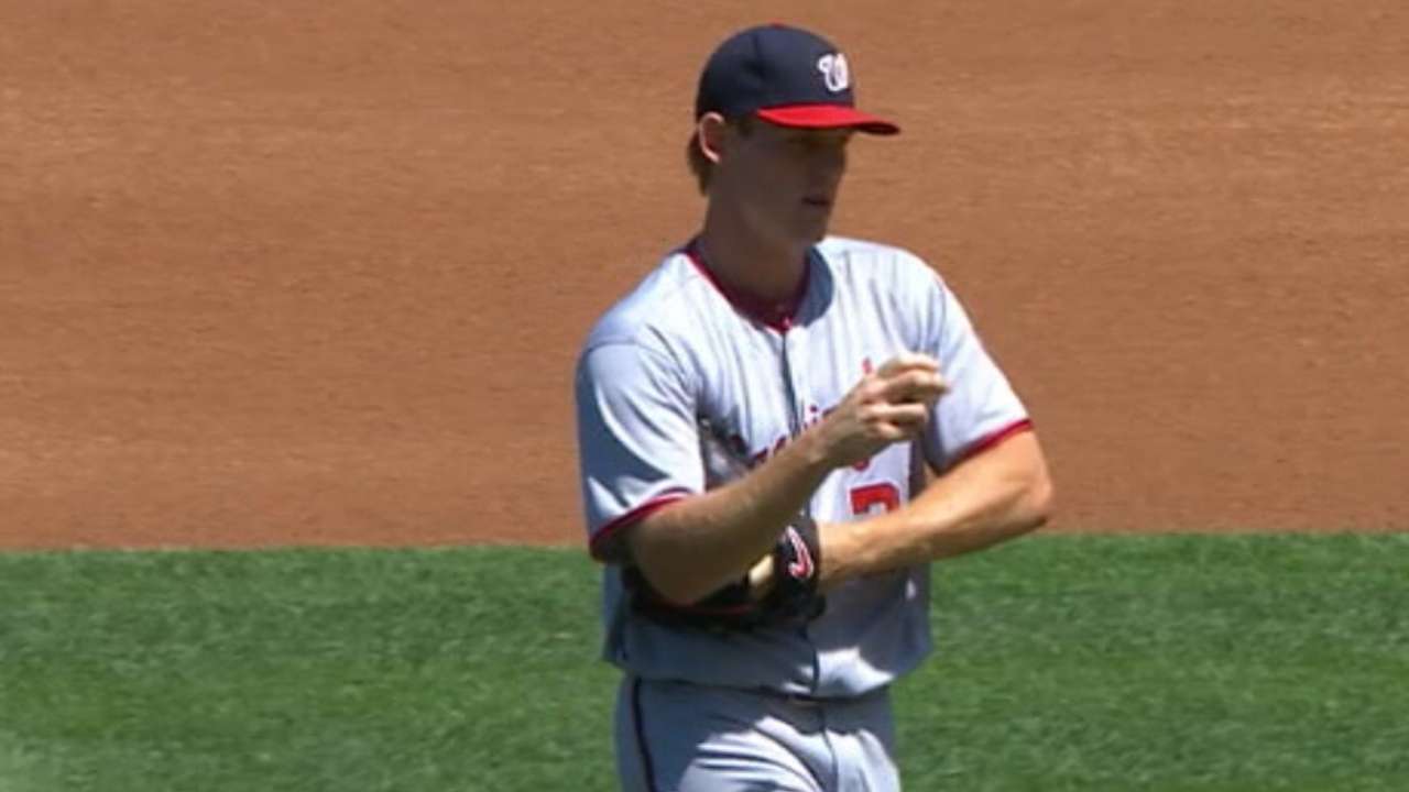 Strasburg lands on DL with elbow soreness