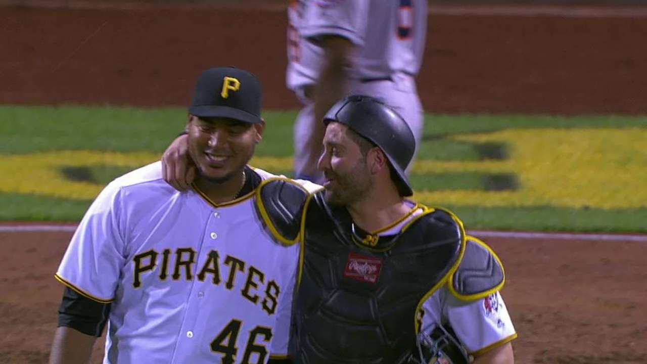 Joya de Nova y poder de Polanco guiaron a Piratas sobre Astros