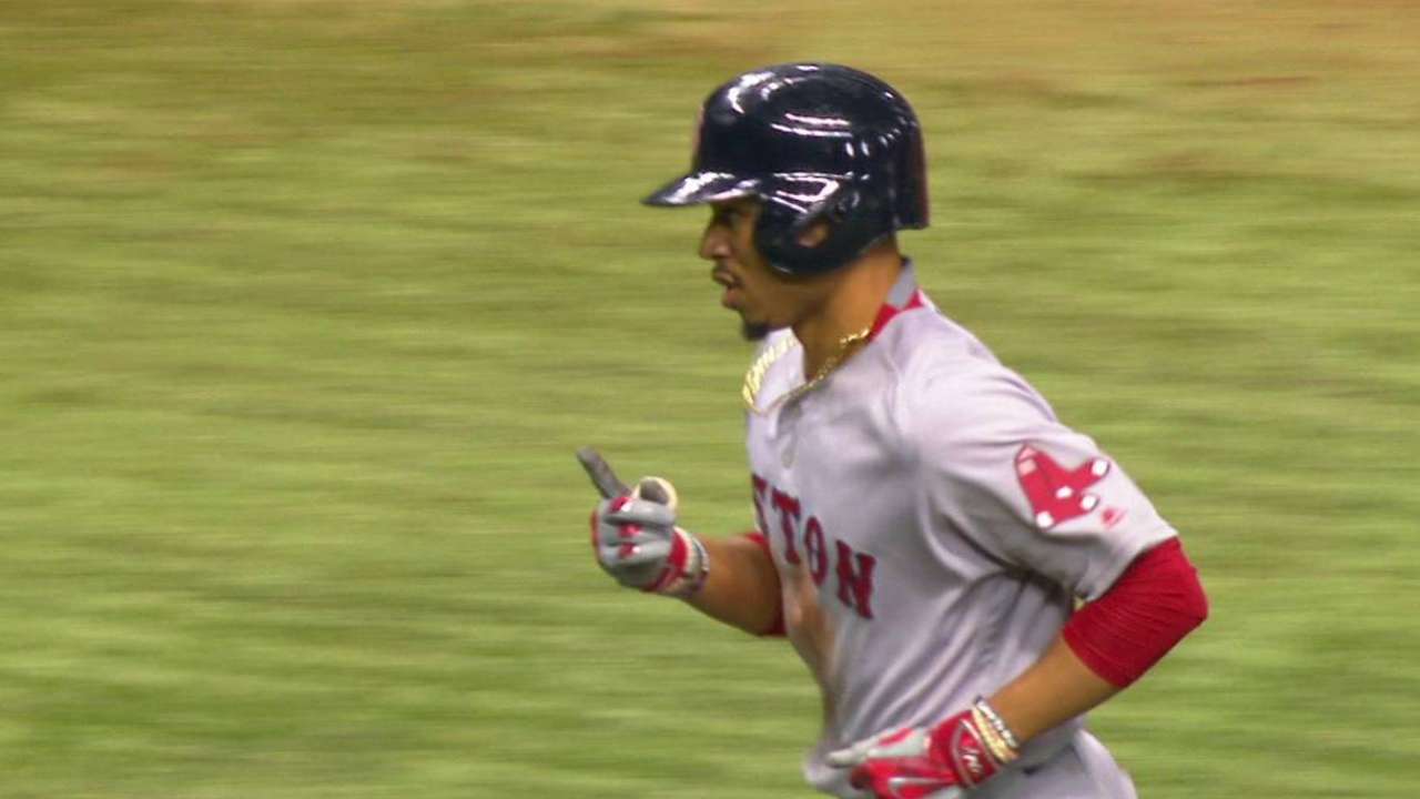 Red Sox slip up in 11th, but stay in 1st place