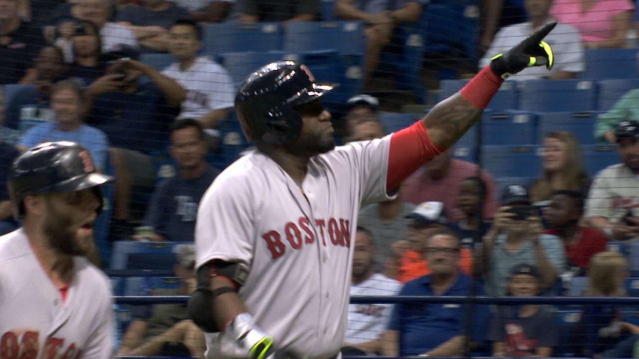 Ortiz es el jugador de mayor edad en pegar 30 HR en una campaña