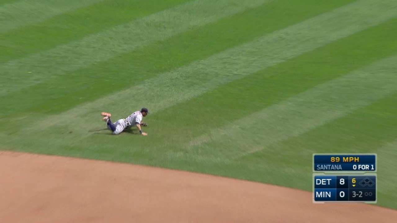 Kinsler's diving stop