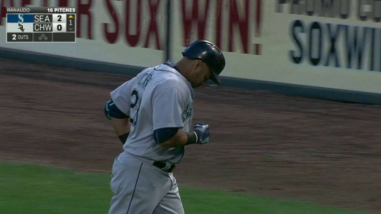 Cruz's sacrifice fly