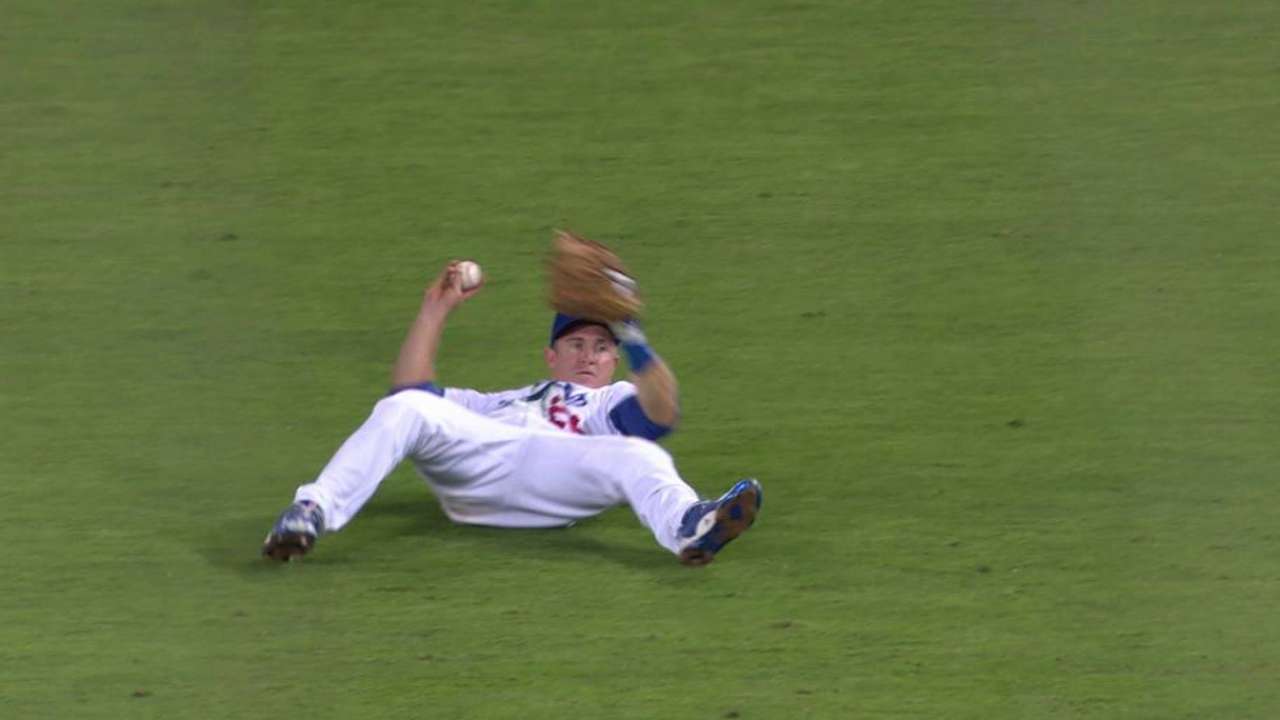 Utley's amazing defensive play