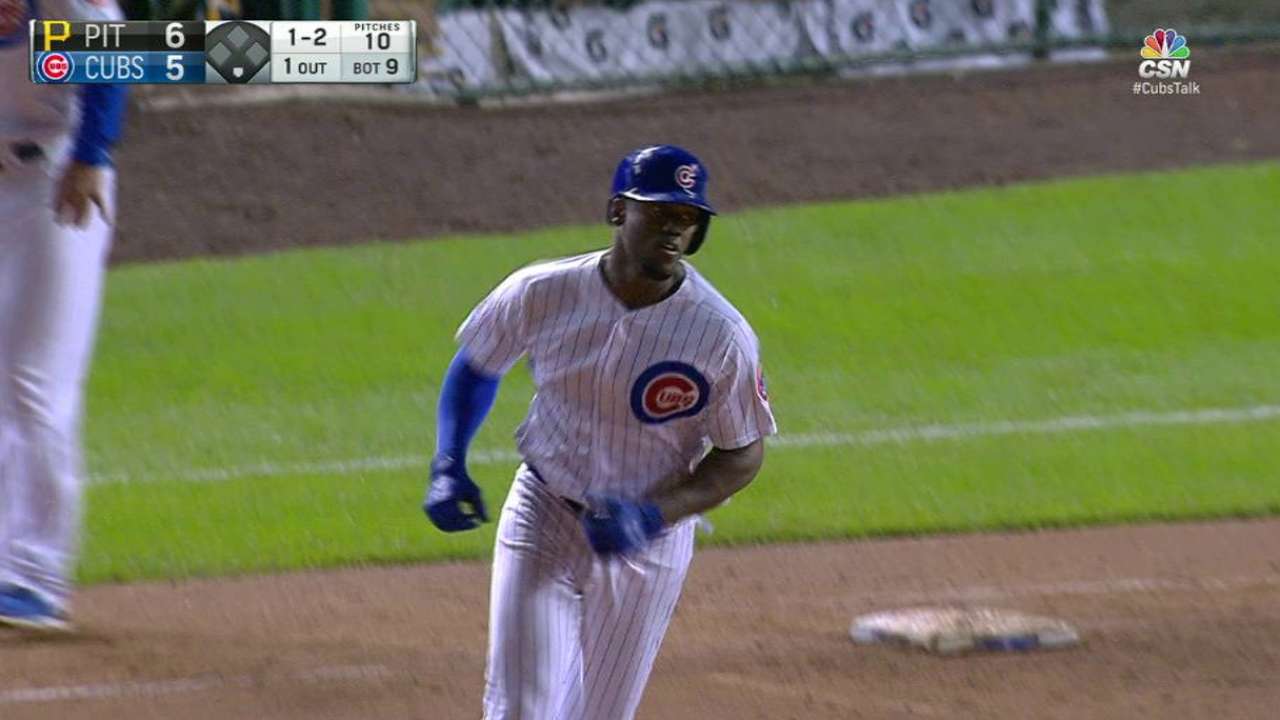 Soler's game-tying solo homer
