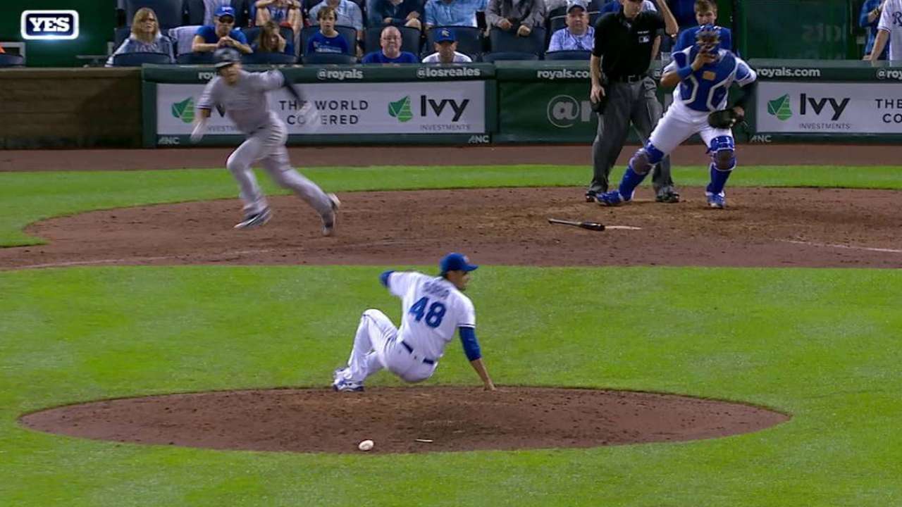 Hit de Ellsbury en la 10ma hizo ganar a Yankees en Kansas City