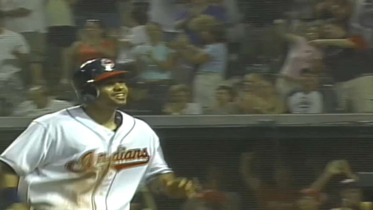 Crisp's inside-the-park HR