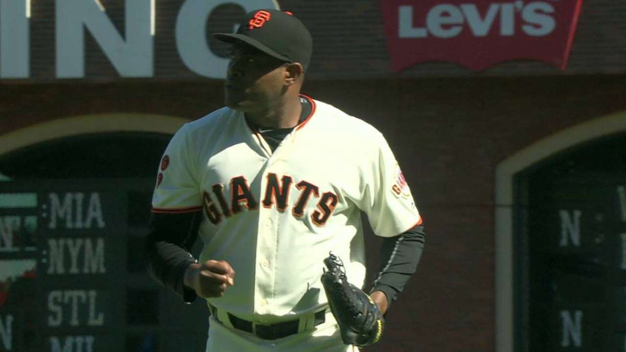 Casilla escapes jam