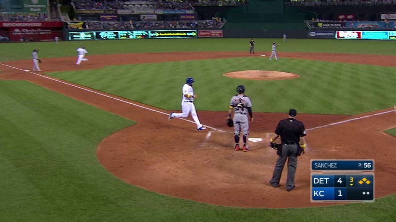 Gordon's two-run single
