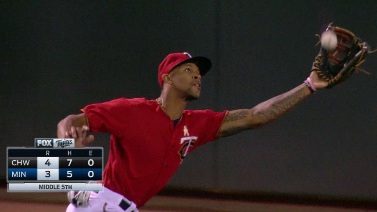 Buxton's running grab
