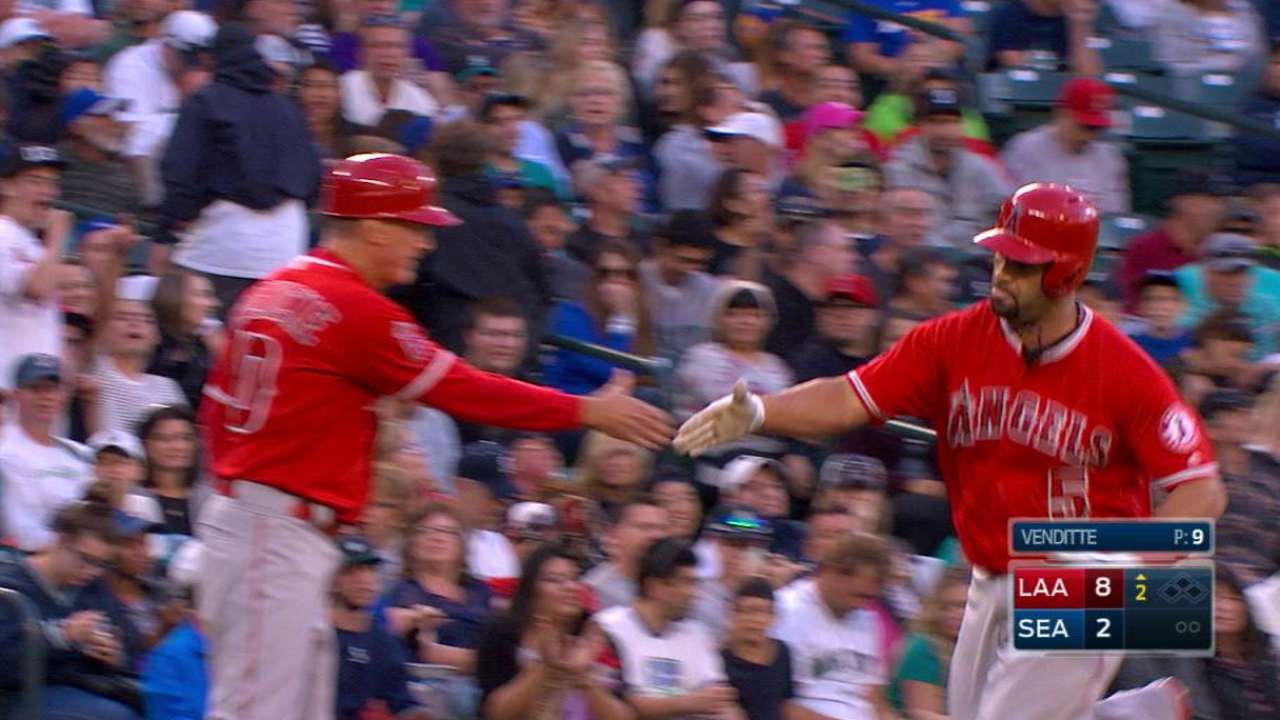 Pujols' second home run