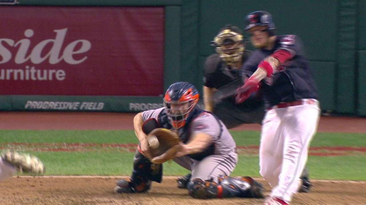 Hoyt fans Perez