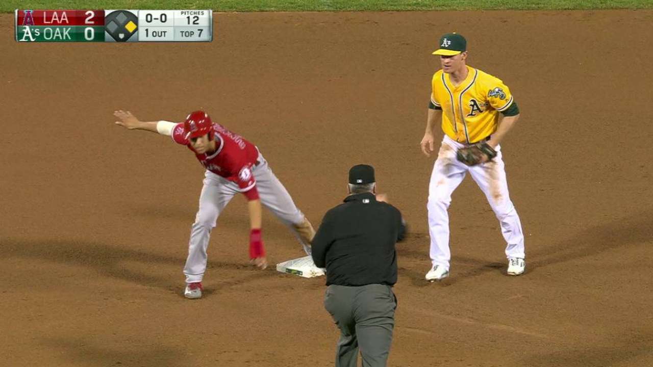 Smolinski turns a double play