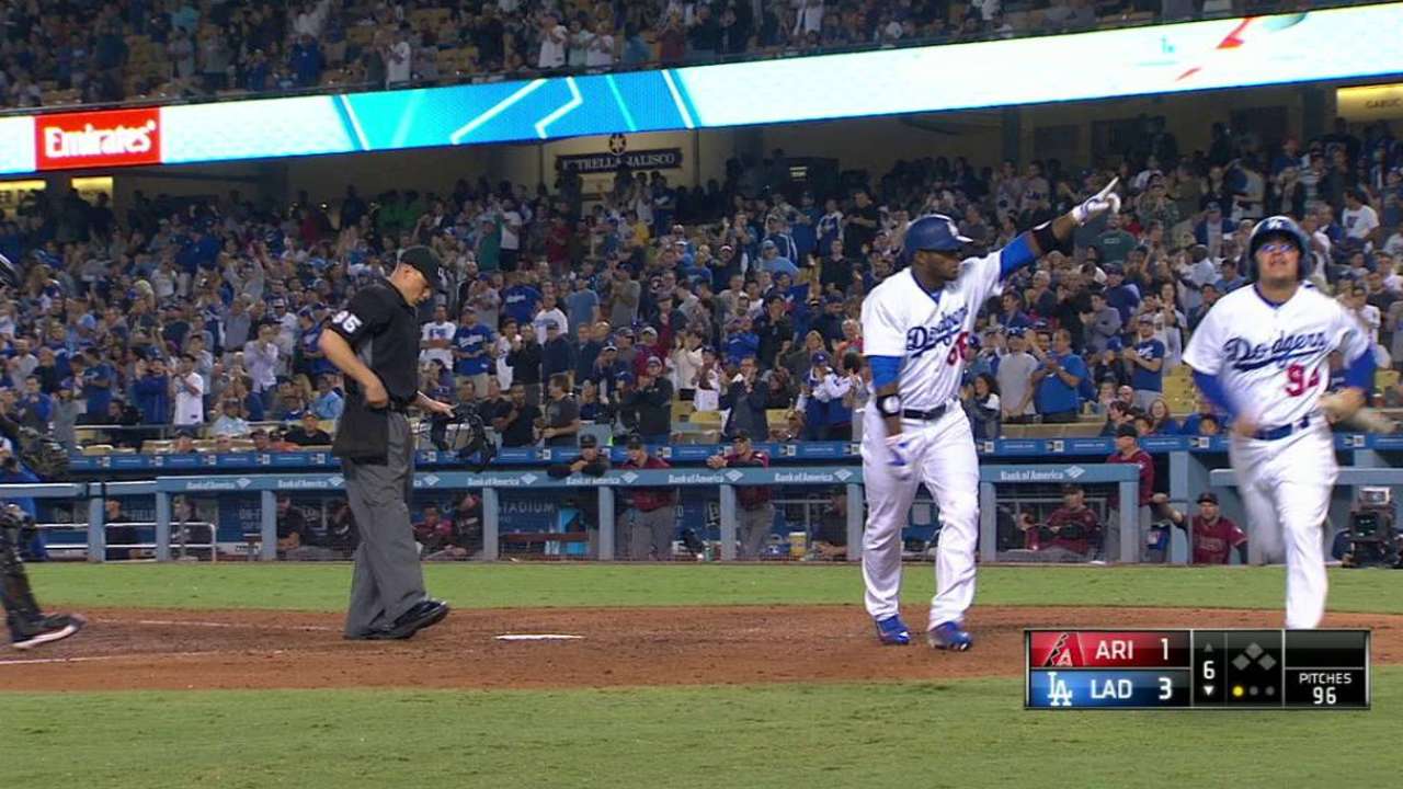 Puig, Dodgers barren a D-backs y amplían ventaja en el Oeste