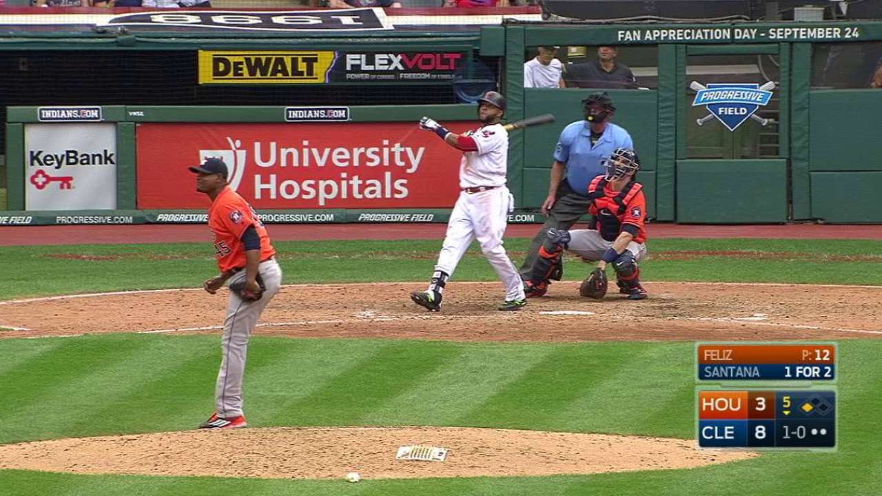 Santana's 30th homer