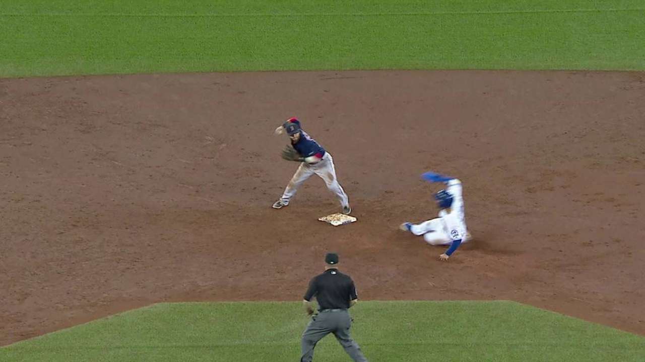 Shaw starts 5-4-3 DP in 3rd
