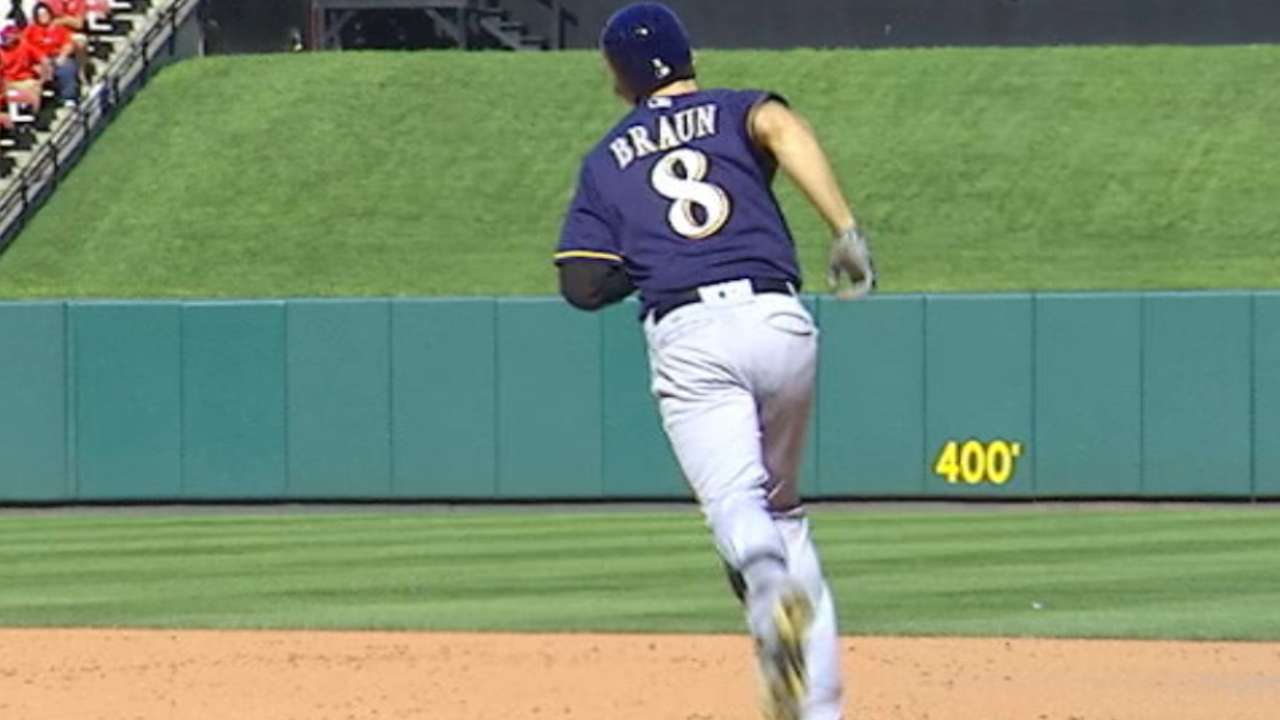 Braun's go-ahead homer