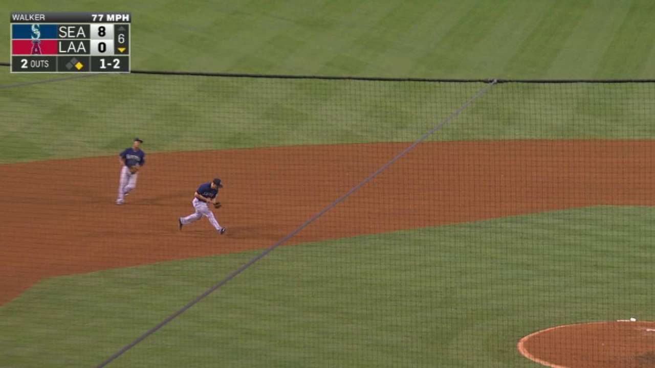 Walker extends no-hitter