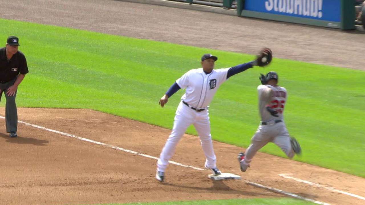 McCann throws out Buxton