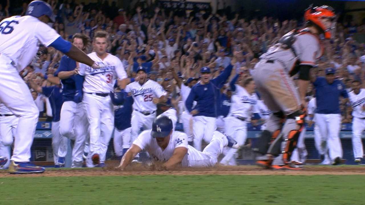 Adrián aún busca llegar a la tierra prometida con los Dodgers