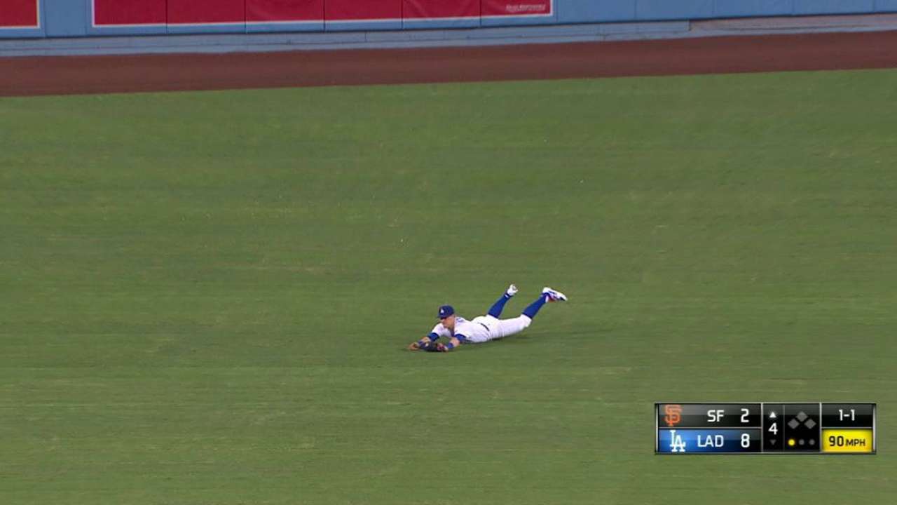 Hernandez's diving grab