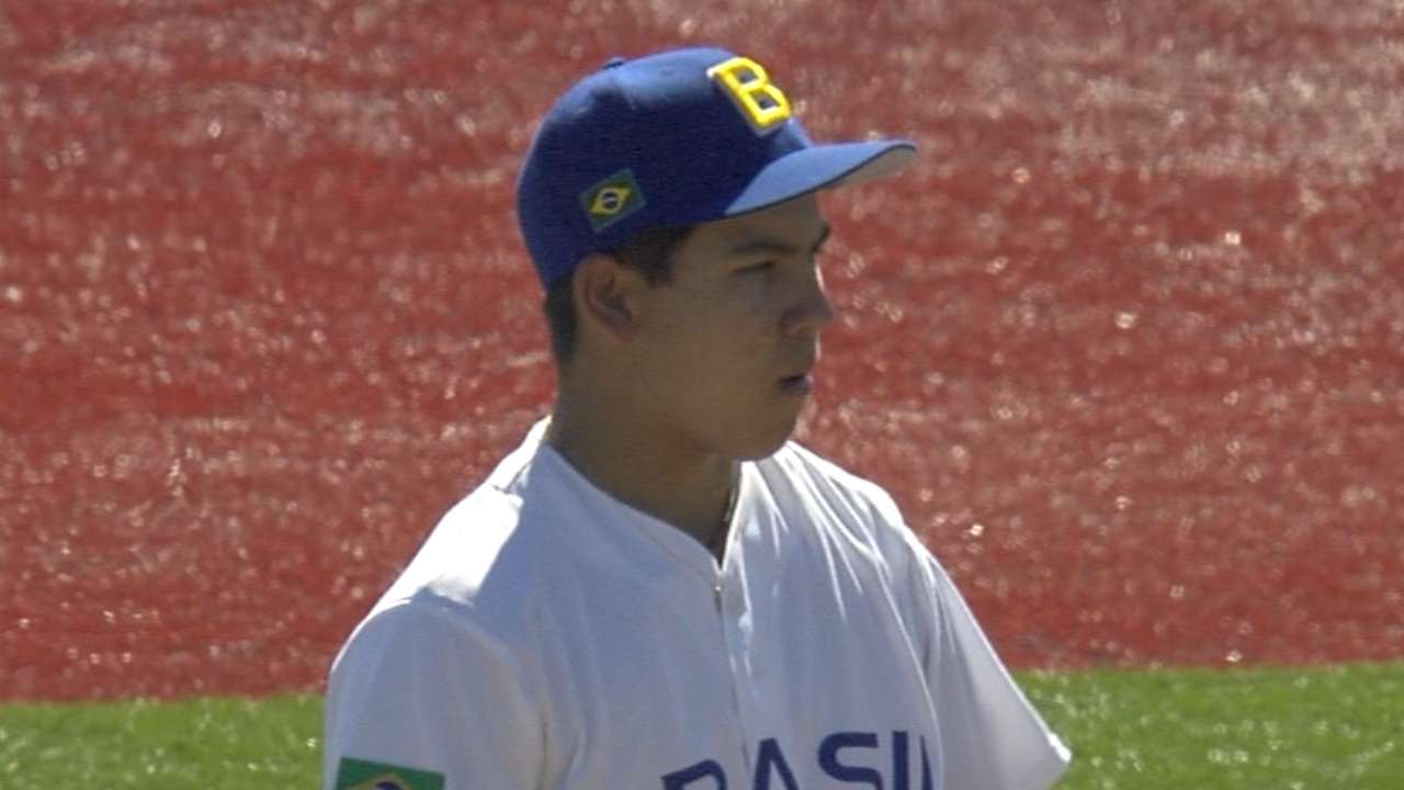 Young Pardinho gets two outs
