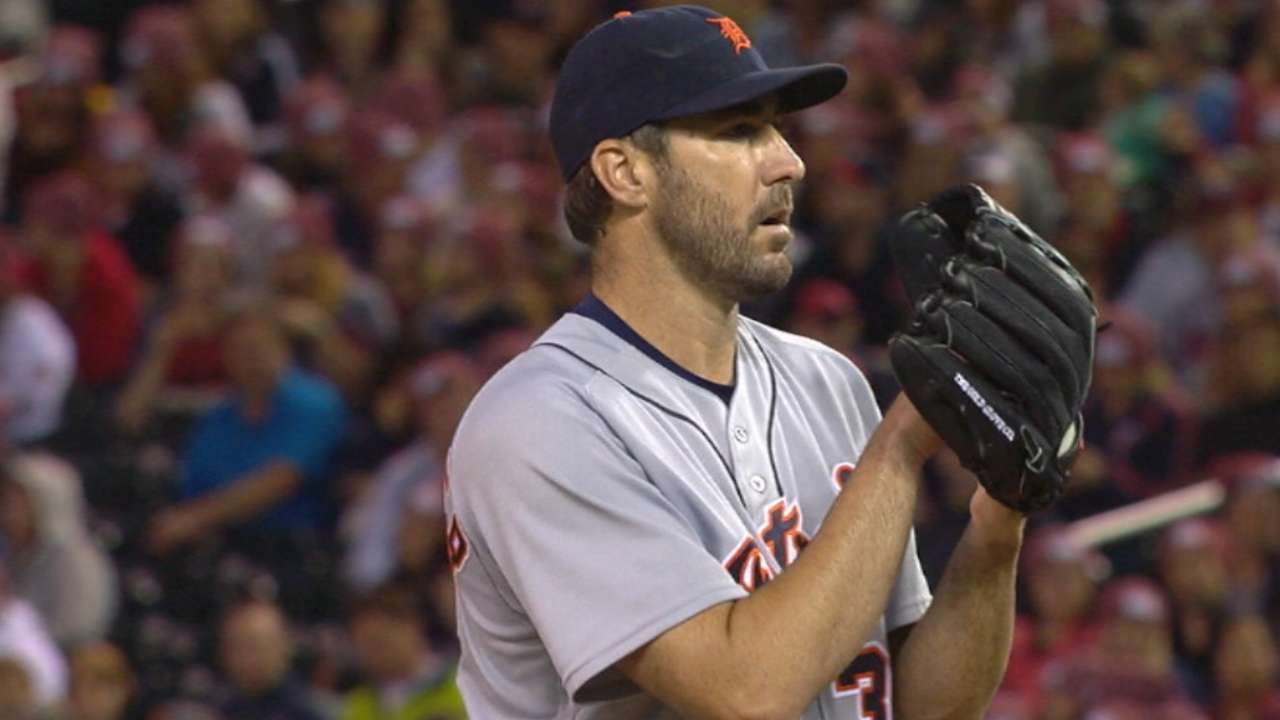 Tigers take over 2nd Wild Card with DH sweep