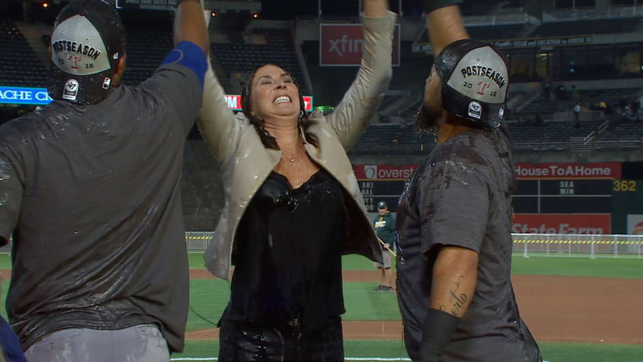Rangers follow unorthodox path to AL West crown