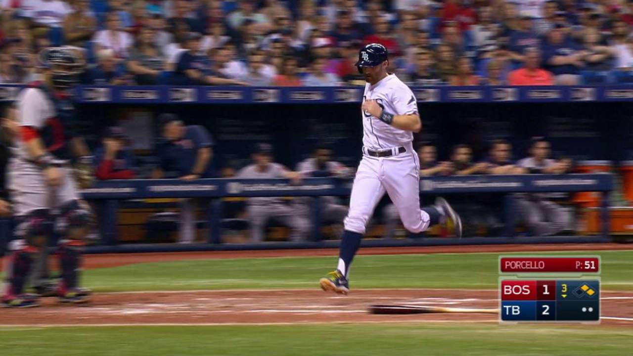 Dickerson's RBI single